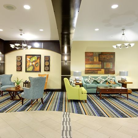 Holiday Inn Express & Suites Covington By Ihg Экстерьер фото