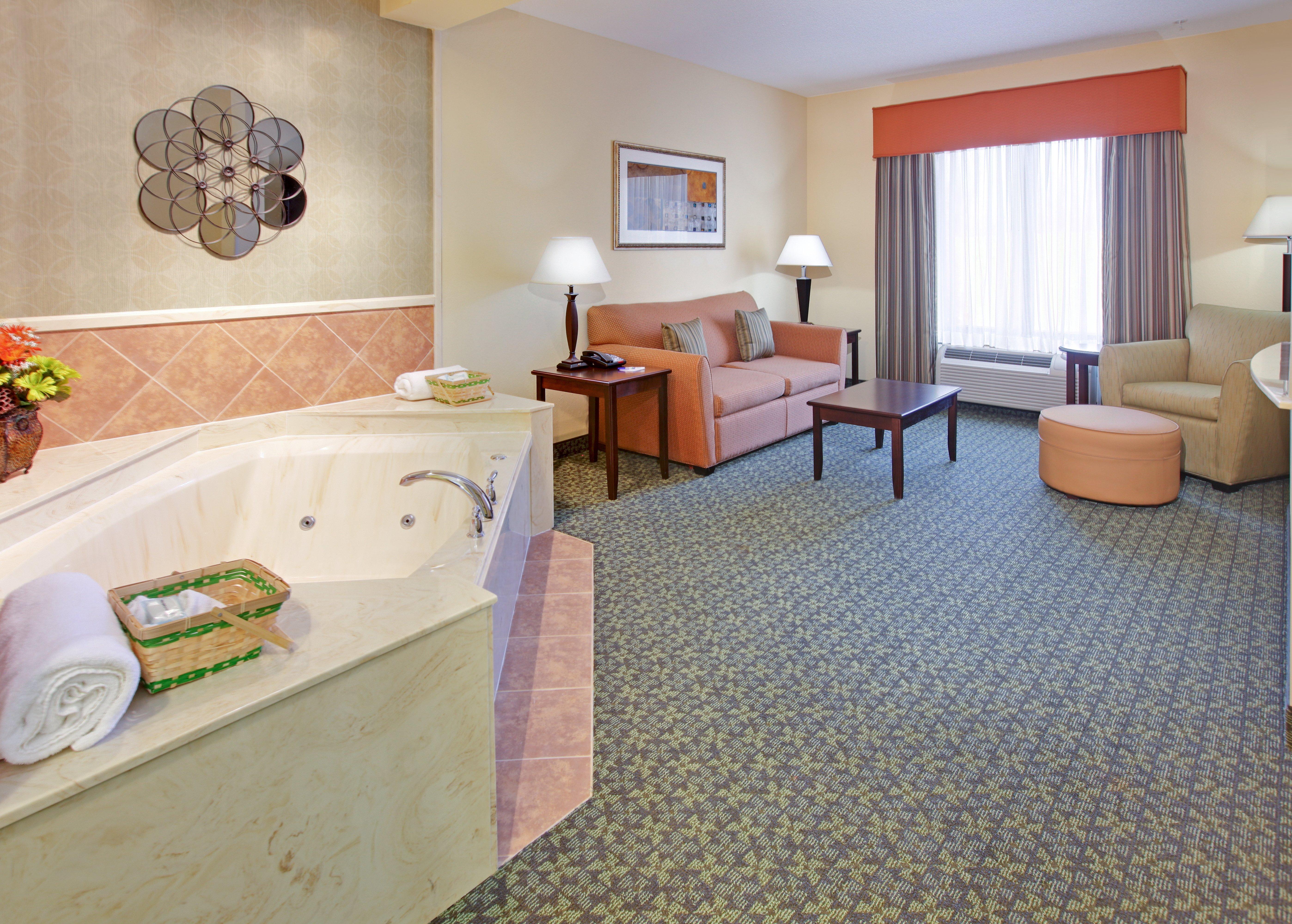 Holiday Inn Express & Suites Covington By Ihg Экстерьер фото