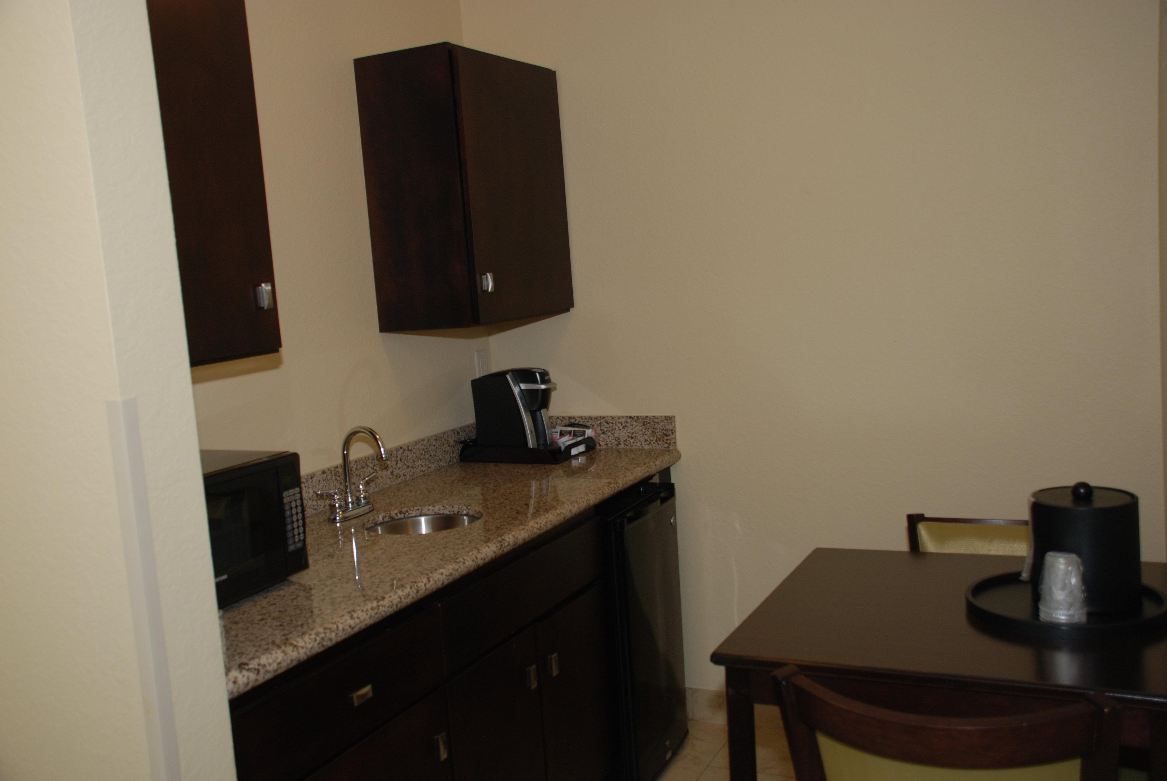 Holiday Inn Express & Suites Covington By Ihg Экстерьер фото
