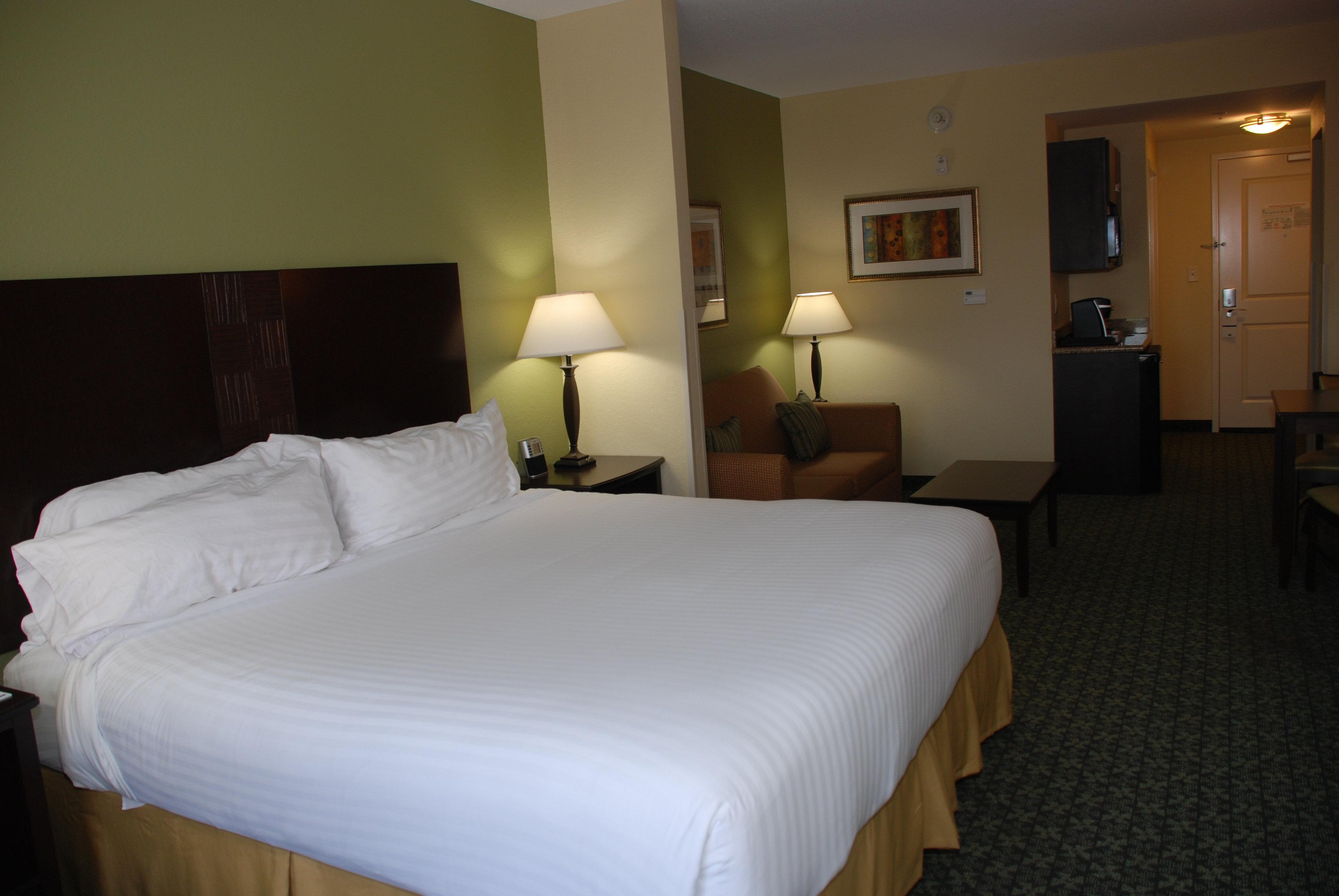 Holiday Inn Express & Suites Covington By Ihg Экстерьер фото