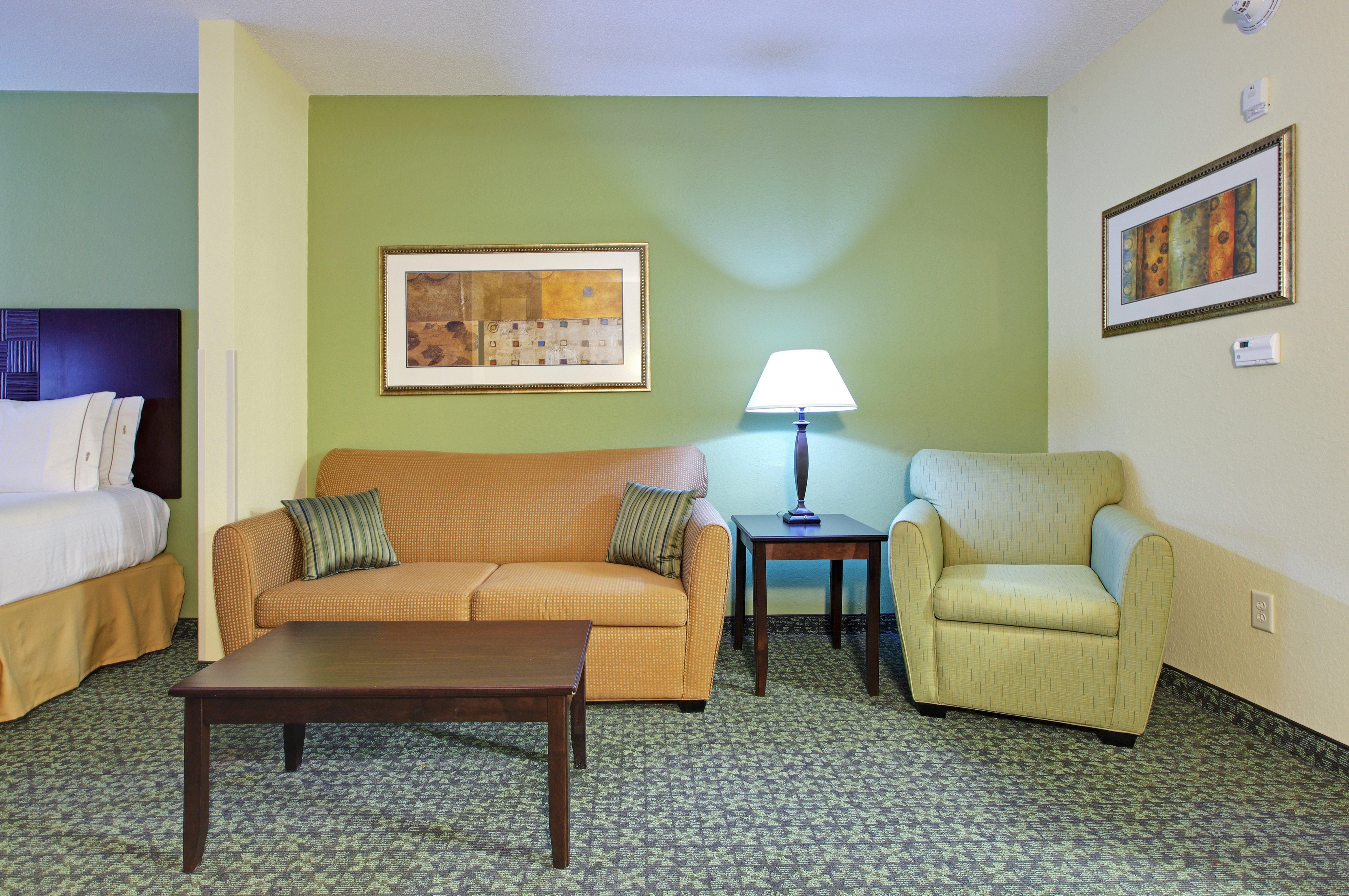 Holiday Inn Express & Suites Covington By Ihg Экстерьер фото