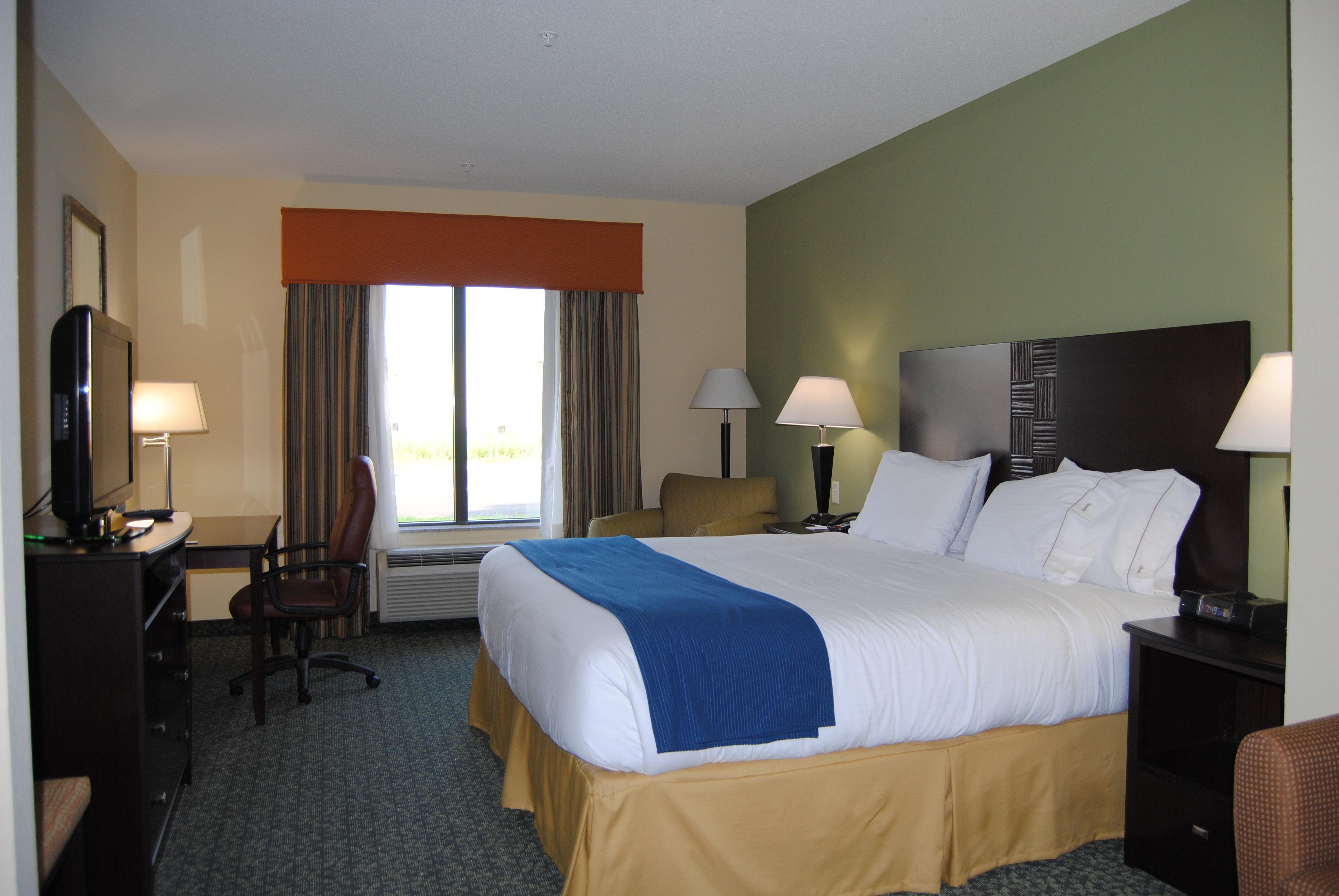 Holiday Inn Express & Suites Covington By Ihg Экстерьер фото
